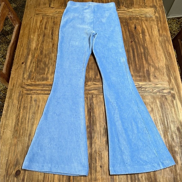 SOLD NWOT Aerie Groove-On Velour High Waisted Flare Pant - Picture 8 of 12